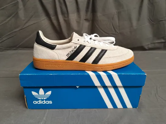 BOXED PAIR OF ADIDAS ORIGINALS SEZIAL TRAINERS SIZE UK 8.5