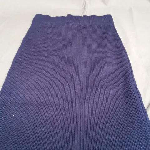 APRICOT RIBBED WAIST MIDAXI SKIRT IN NAVY - LARGE