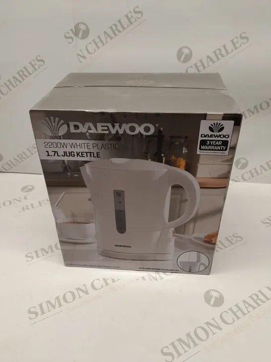 BRAND NEW BOXED DAEWOO 2200W WHITE PLASTIC 1.7L JUG KETTLE