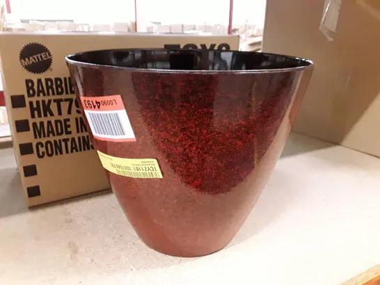 30CM ALEXAUNDREA FUSION PLANTER IN CHERRY RED