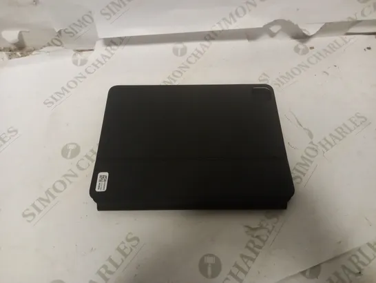 APPLE IPAD KEYBOARD AND CASE IN BLACK 