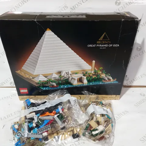 LEGO ARCHITECTURE GREAT PYRAMID OF GIZA (SET 21058)