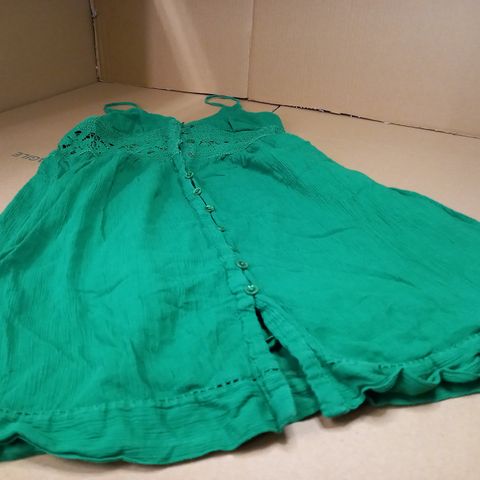 TOPSHOP EMERALD GREEN CREPE STYLE SUMMER DRESS - SIZE 12