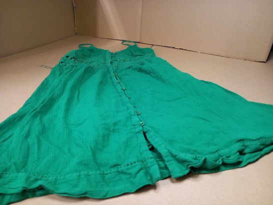 TOPSHOP EMERALD GREEN CREPE STYLE SUMMER DRESS - SIZE 12