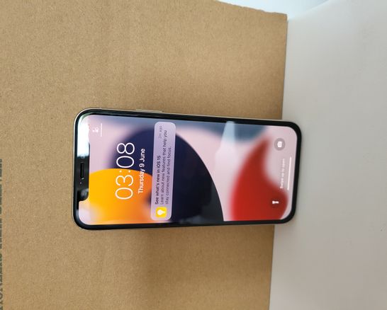 APPLE IPHONE X 256GB SMART PHONE