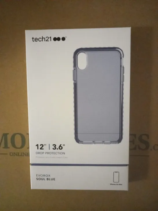 LOT OF APPROXIMATELY 100 BRAND NEW BOXED TECH 21 EVOROX CASE WITH 12FT DROP PROTECTION FOR IPHONE XS MAX T21-6850 SOUL BLUE 