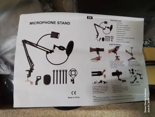 BOXED MICROPHONE STAND WITH POP FILTER 