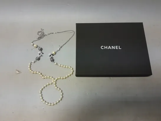 BOXED CHANEL PEARL NECKLESS 