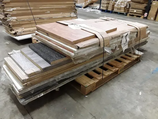 PALLET OF APPROXIMATELY 16 ASSORTED WORKTOPS 