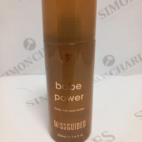 BABE POWER BODY MIST POUR BABE MISSGUIDED 220ML