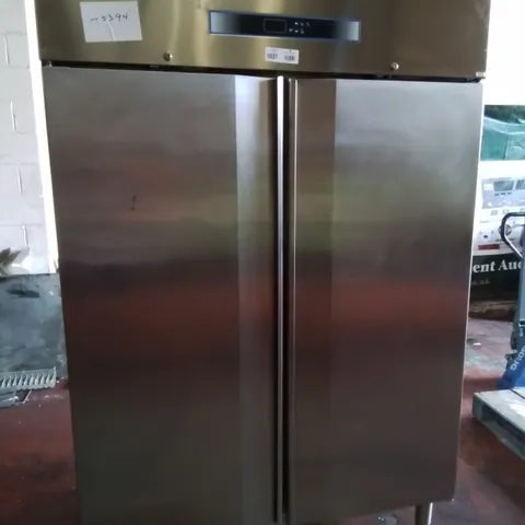 POLARIS COMMERCIAL DOUBLE DOOR TALL FRIDGE Model P140 TN AR