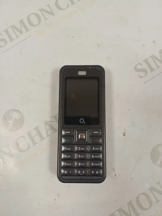 O2 J1 SILVER MOBILE PHONE 