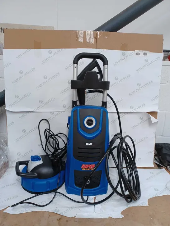 WOLF SUPER BLAST PRESSURE WASHER IN BLIE