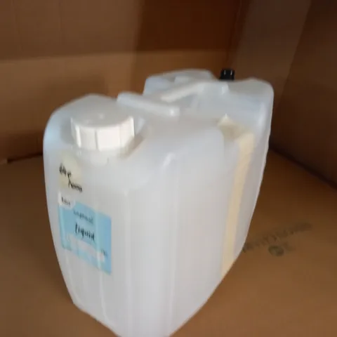 20L LIQUID CONTAINER WITH SCREW TOP