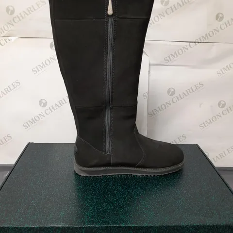 EMU AUSTRALIA LADIES KNEE HIGH DARK GREY WATERPROOF BOOTS SIZE 8