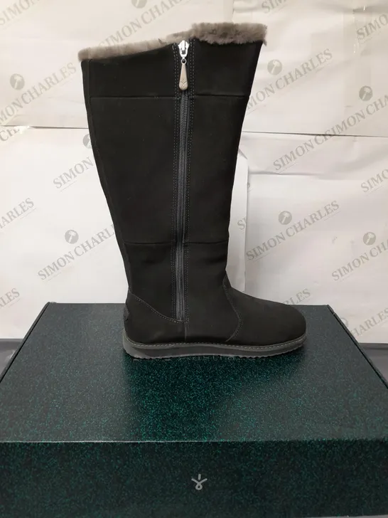 EMU AUSTRALIA LADIES KNEE HIGH DARK GREY WATERPROOF BOOTS SIZE 8