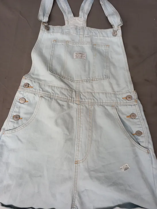 LEVI'S VINTAGE SHORTALL JUMPSUIT IN LIGHT BLUE SIZE MEDIUM