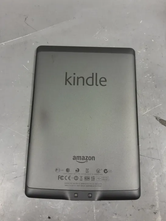 AMAZON KINDLE 4TH GEN E-READER 