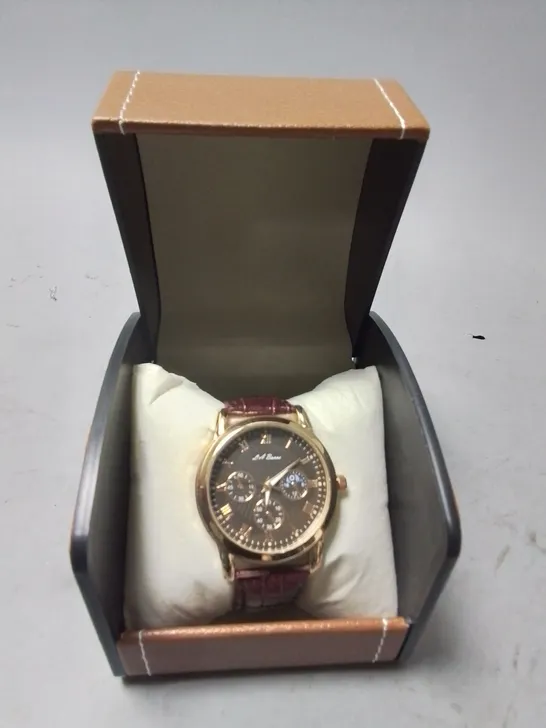 LA BANUS STAINLESS STEEL LADIES WATCH WITH LEATHER STRAP IN GIFT BOX