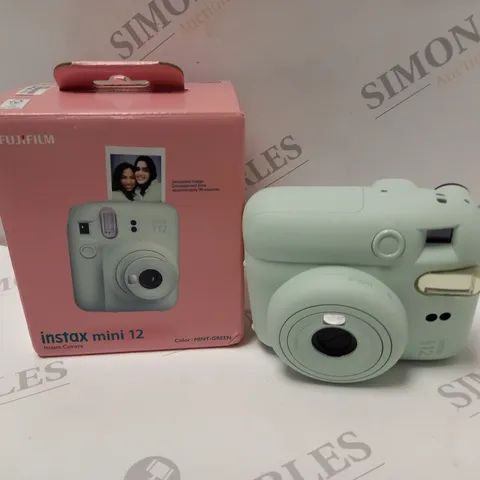 BOXED FUJIFILM INSTAX MINI 12 ISTANT CAMERA