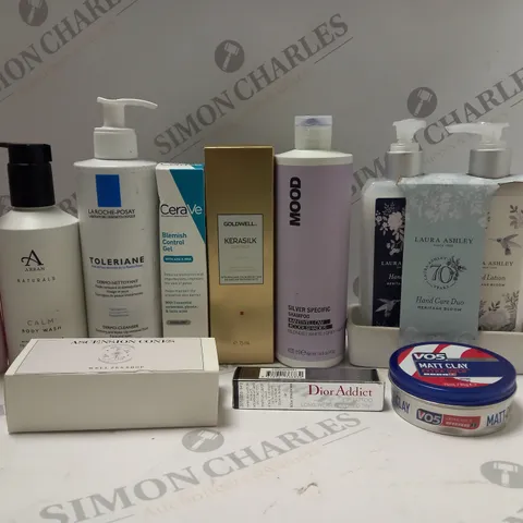 BOX OF APPROX 10 ASSORTED BEAUTY PRODUCTS TO INCLUDE CERAVE BLEMISH CONTROL GEL, MOOD SILVER SHAMPOO, DIOR ADDICT LIP TATTOO #491 NATURAL ROSEWOOD, ETC