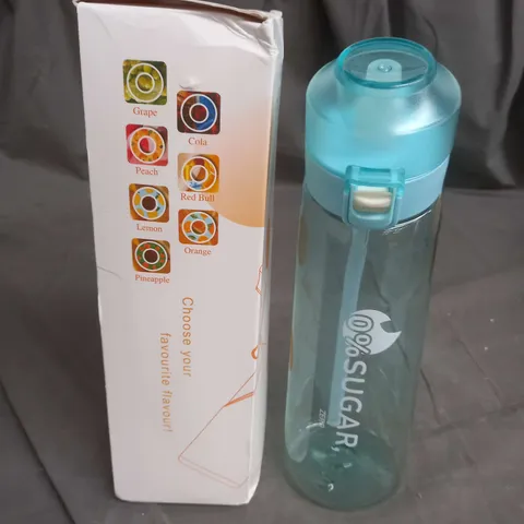 BOXED FLAVOUR POD COMPATABLE WATER BOTTLE 650ML IN BLUE