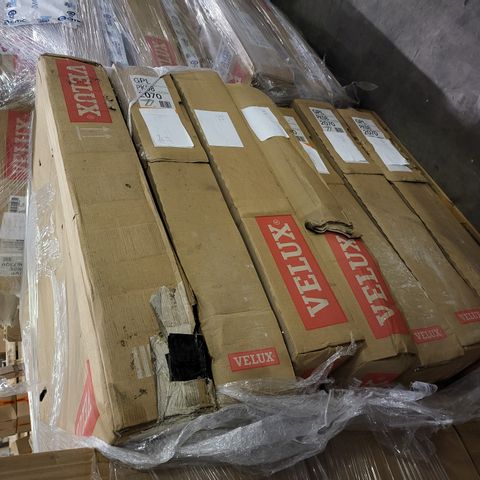 PALLET OF 7 BOXED VELUX GPL PK08 TOP HUNG ROOF WINDOWS