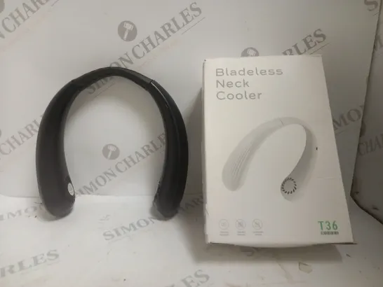 BOXED BLADELESS NECK COOLER - IN BLACK