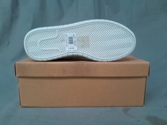 BOXED PAIR OF WHITE STUFF TRAINERS IN WHITE/GREY UK SIZE 4