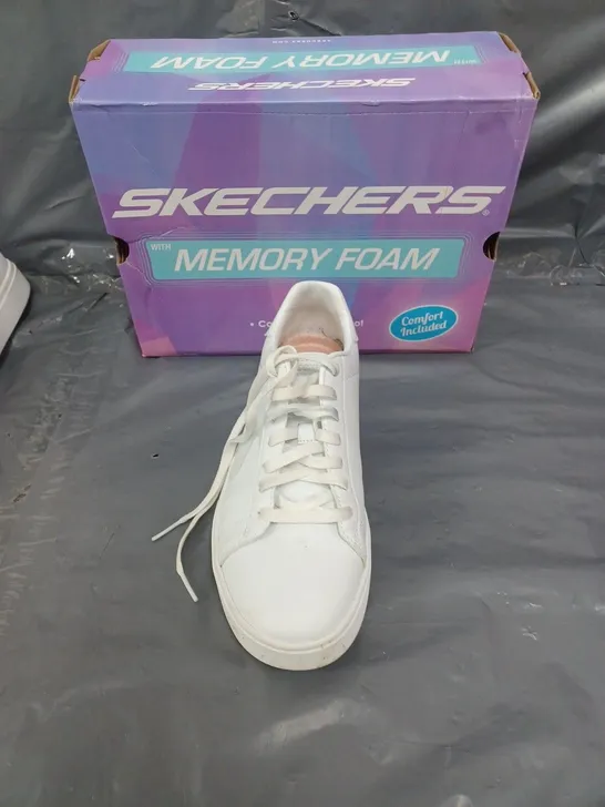 BOXED PAIR OF SKETCHERS MEMORY FOAM CLASSIC EDEN WHITE SNEAKER SIZE 4 1/2 