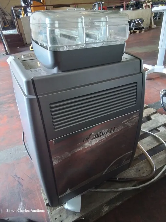 LA CIMBALI COMMERCIAL BEAN TO CUP COFFEE MACHINE S39 TE CP10TS