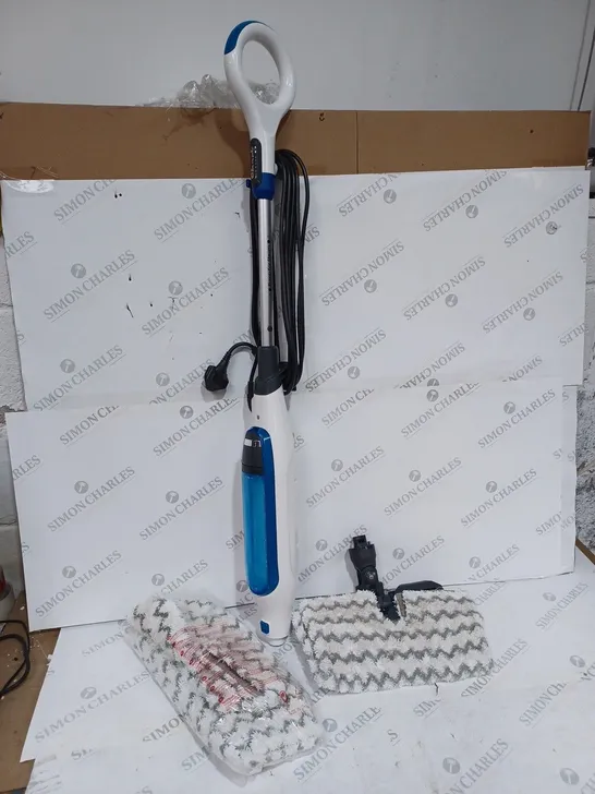 SHARK KLIK AND FLIP STEAM MOP 