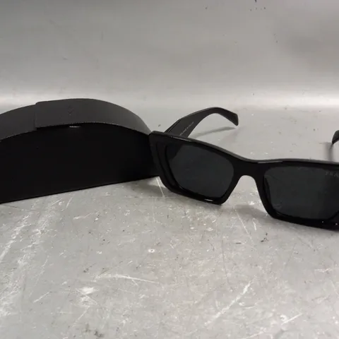 PRADA BLACK FRAME CAT EYED SUNGLASSES 