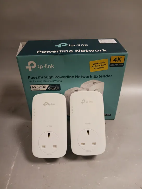 BOXED TP-LINK AV1300 PASSTHROUGH POWERLINE NETWORK EXTENDER 