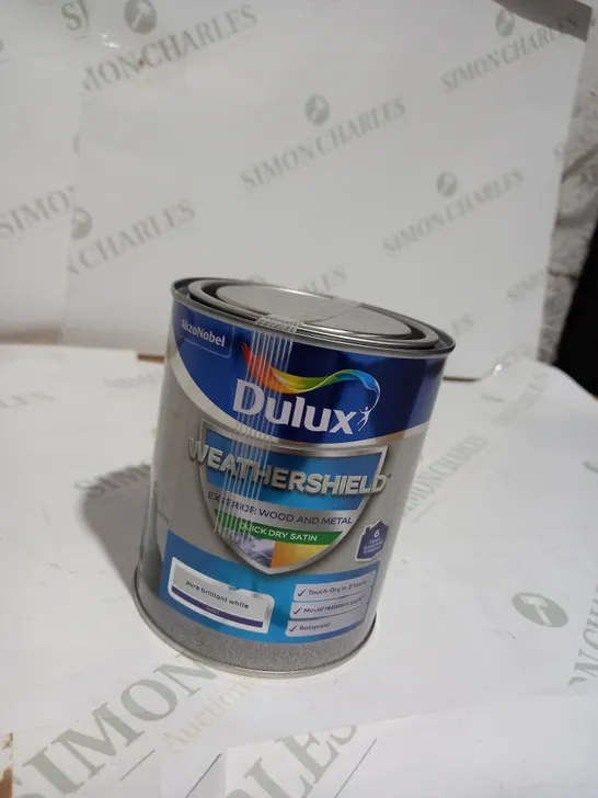 DULUX WEATHERSHIELD PURE BRILLIANT WHITE SATINWOOD EXTERIOR METAL & WOOD PAINT, 750ML