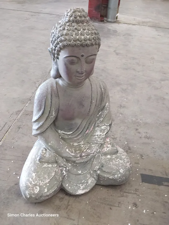 BOXED LARGE SITTING BUDHA FIGURE