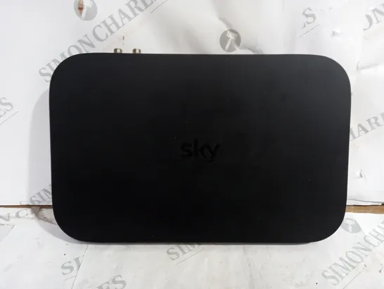 SKY Q BOX ES340D8