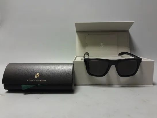 BOXED MEN'S DAVID BECKHAM DB 7066/F/S SUNGLASSES IN BLACK