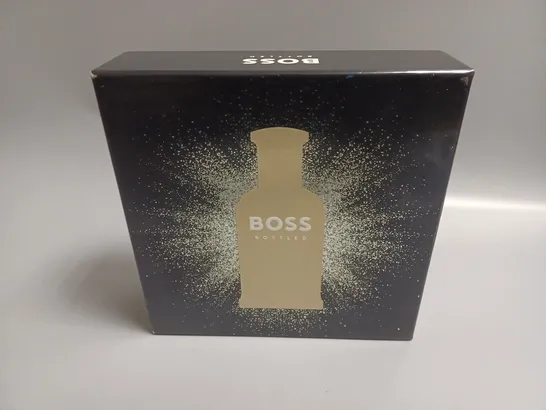 BOXED BOSS BOTTLED EAU DE TOILETTE 50ML & DEO SPRAY GIFT SET