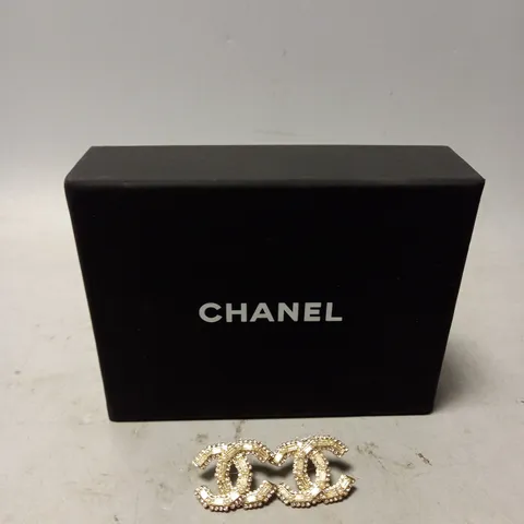 CHANEL CRYSTAL AND GOLD METAL CC EARRINGS