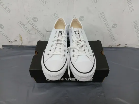 BOXED PAIR OF WOMANS CONVERSE ALL STAR WHITE LEATHER SHOES SIZE 5 