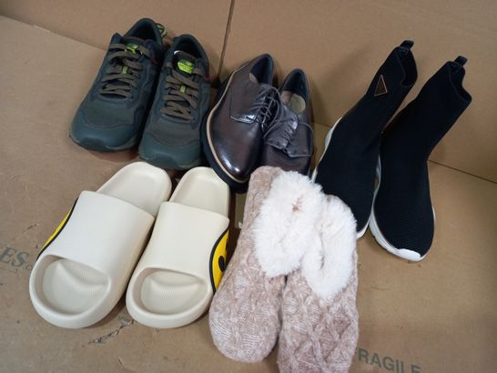 BOX OF APPROXIMATELY 5 ASSORTED PAIRS OF FOOTWEAR ITEMS TO INCLUDE GREEN TRAINERS UK SIZE 8.5, SHINY EFFECT SHOES SIZE UNSPECIFIED, SOFT SLIPPERS IN TAN SIZE UNSPECIFIED, ETC