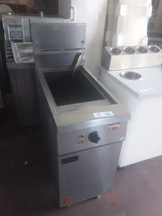 FALCON STAINLESS STEEL SINGLE BASKET DEEP FAT FRYER