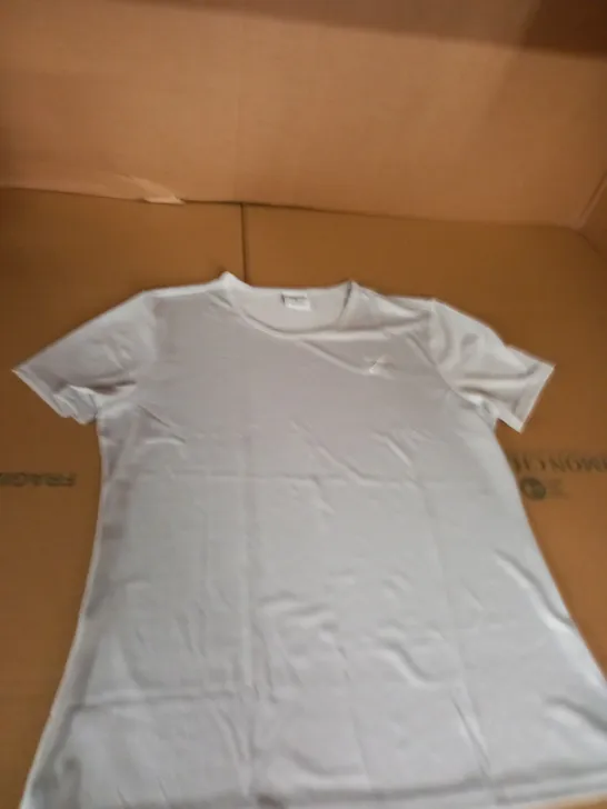 GYMSHARK WORKOUT T-SHIRT SIZE M