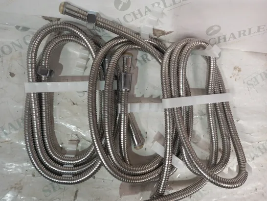 LOT OF APPROXIATELY 10 ASSORTED SHOWER HOSES