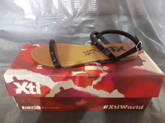 BOXED XTI WORLD DAINTY BLACK SYNTHETIC SUMMER SIZE 3