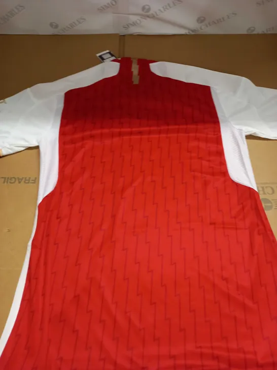 ARSENAL FC HOME SHIRT SIZE M