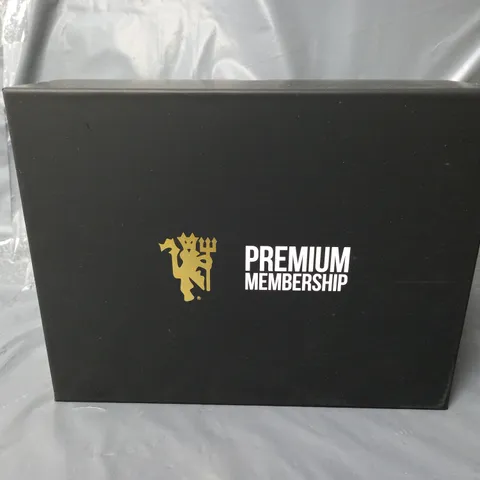 MANCHESTER UNITED PREMIUM MEMBERSHIP BOX