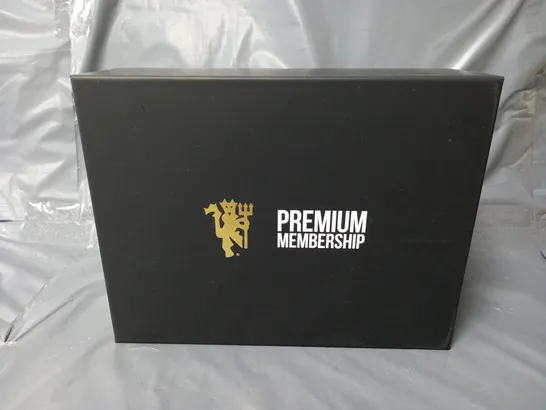 MANCHESTER UNITED PREMIUM MEMBERSHIP BOX