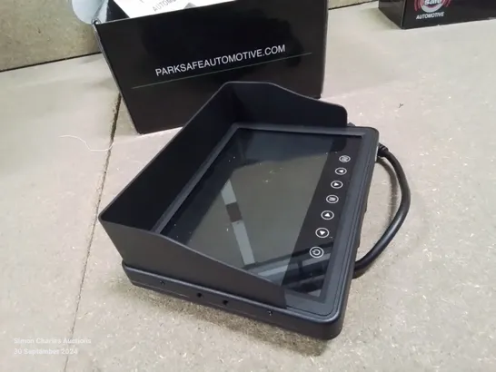 BOXED 7” WATERPROOF DASHBOARD MONITOR